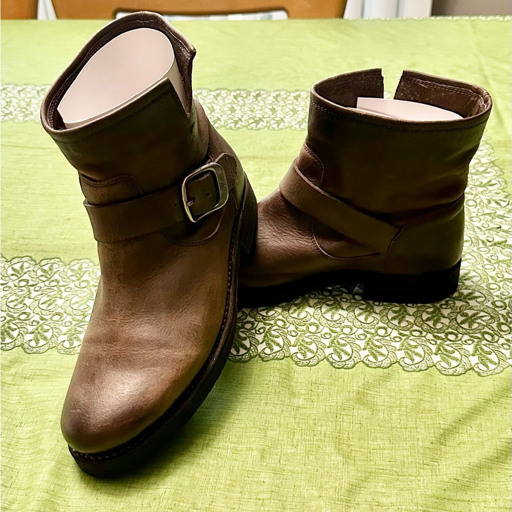 Frye Veronica Bootie